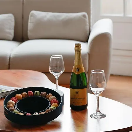 Apartment Tbs 319 - Superb With Eiffel Tower View